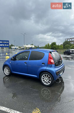 Хэтчбек Peugeot 107 2007 в 