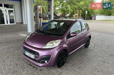 Хэтчбек Peugeot 107 2012 в Николаеве