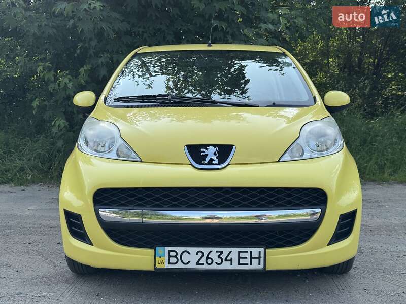 Хетчбек Peugeot 107 2011 в Дрогобичі