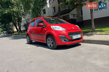 Хэтчбек Peugeot 107 2012 в Ивано-Франковске