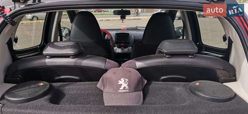 Хетчбек Peugeot 107 2011 в Черкасах