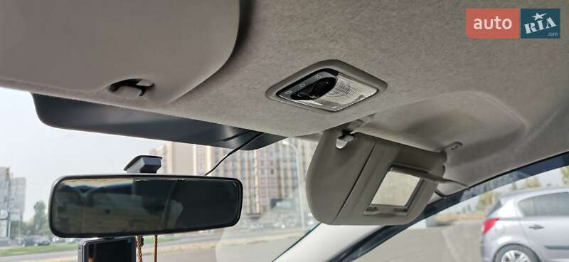 Хетчбек Peugeot 107 2011 в Черкасах