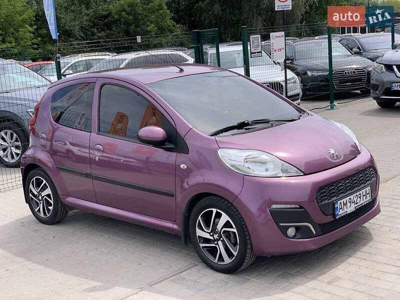 Хетчбек Peugeot 107 2014 в Бердичеві