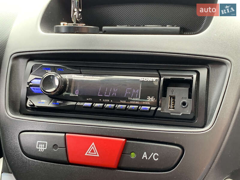 Хетчбек Peugeot 107 2014 в Бердичеві