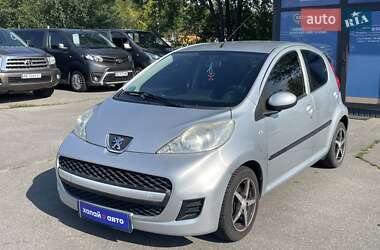Хэтчбек Peugeot 107 2010 в Днепре