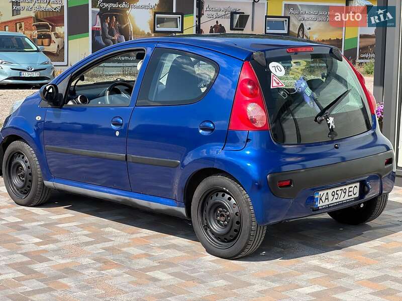 Хэтчбек Peugeot 107 2007 в Киеве