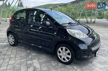 Хэтчбек Peugeot 107 2010 в Львове