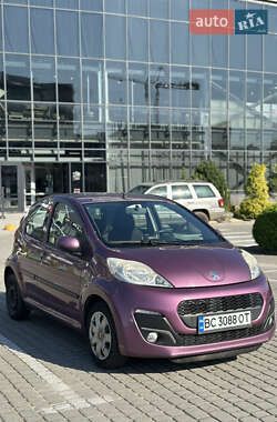 Хэтчбек Peugeot 107 2012 в Львове