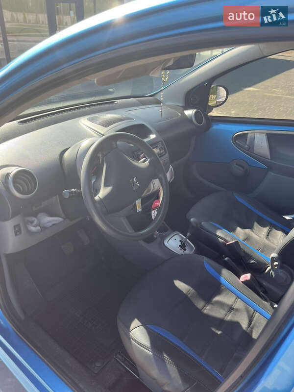 Хетчбек Peugeot 107 2007 в Мостиській