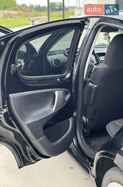 Хетчбек Peugeot 107 2014 в 