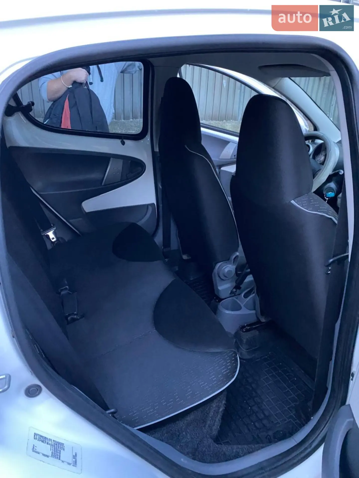 2011 Peugeot 107 - мініатюра 8