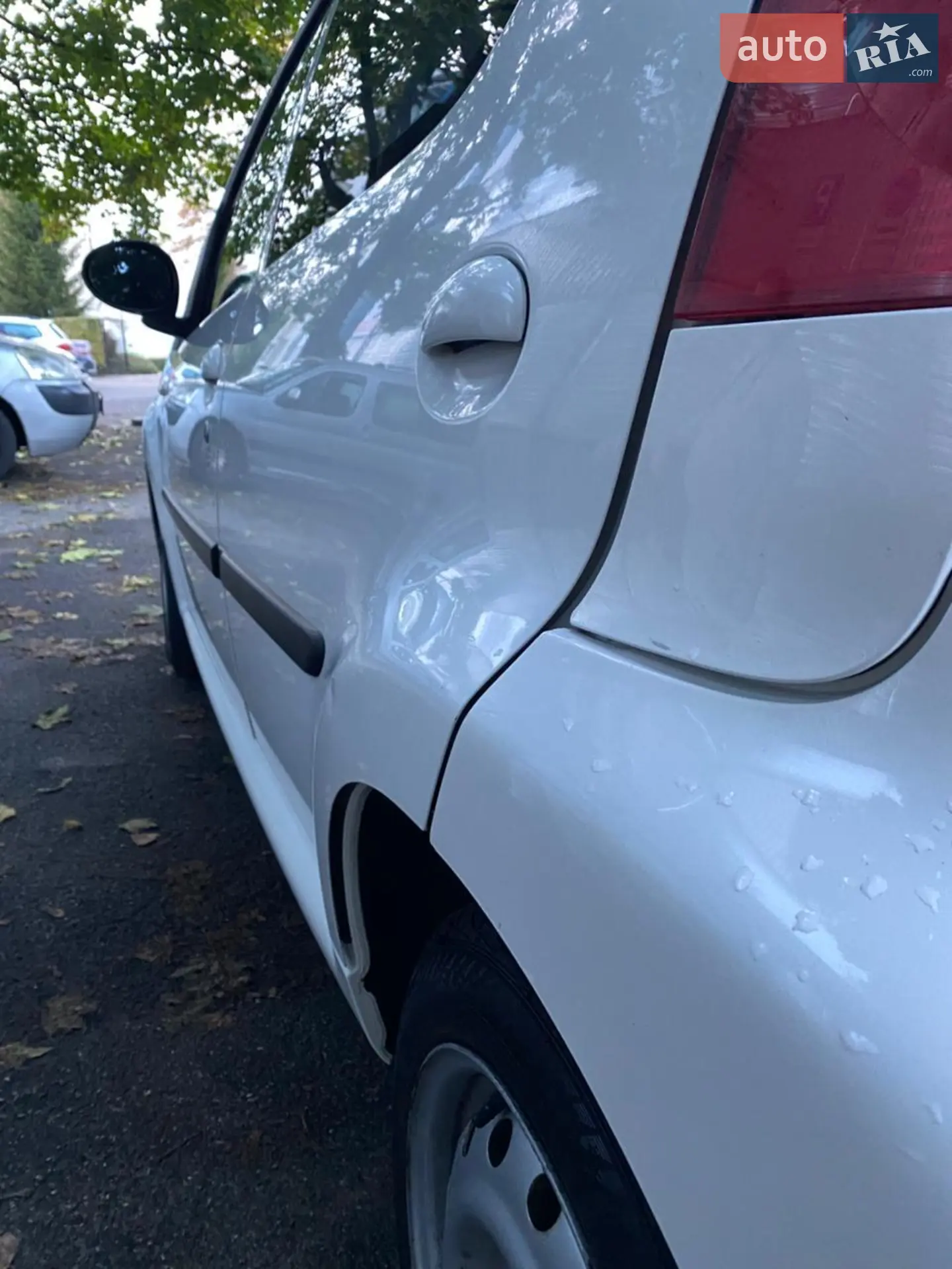 2011 Peugeot 107 - мініатюра 3