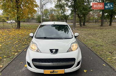 Хетчбек Peugeot 107 2011 в Кропивницькому