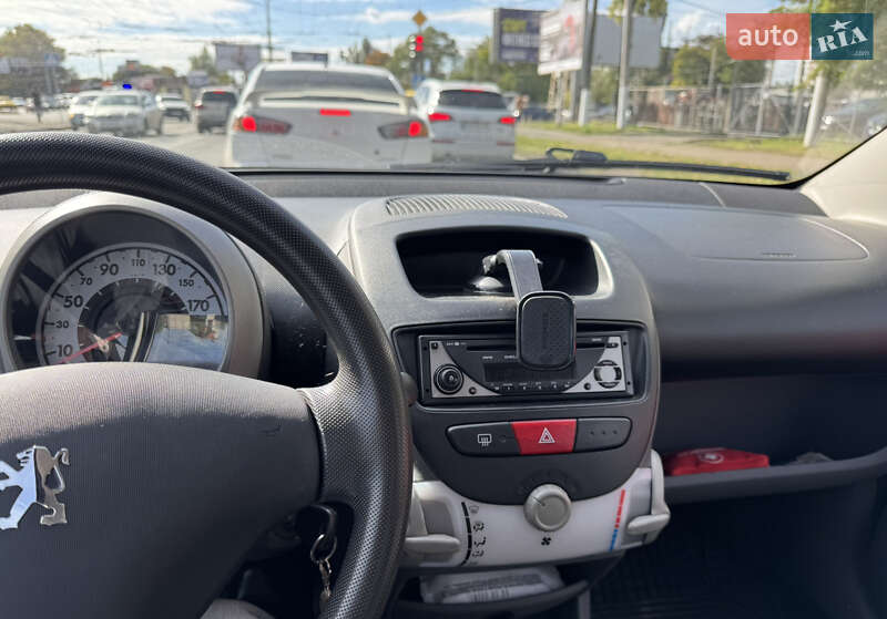 Хетчбек Peugeot 107 2008 в Одесі