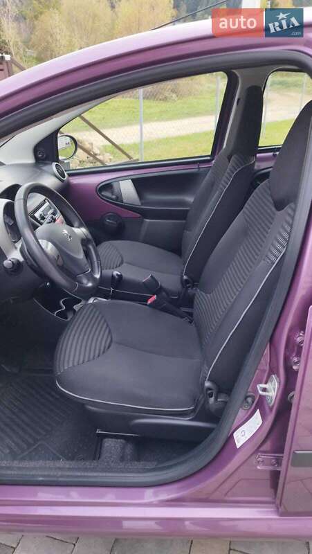 Хэтчбек Peugeot 107 2014 в Сколе