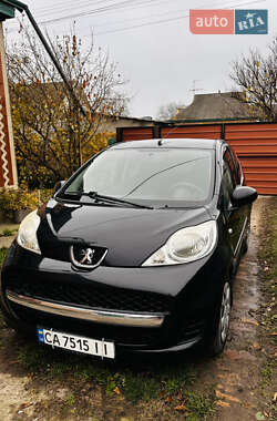 Хетчбек Peugeot 107 2011 в Черкасах