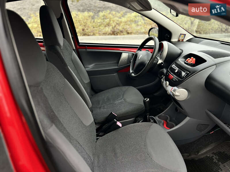 Хэтчбек Peugeot 107 2007 в Хмельницком