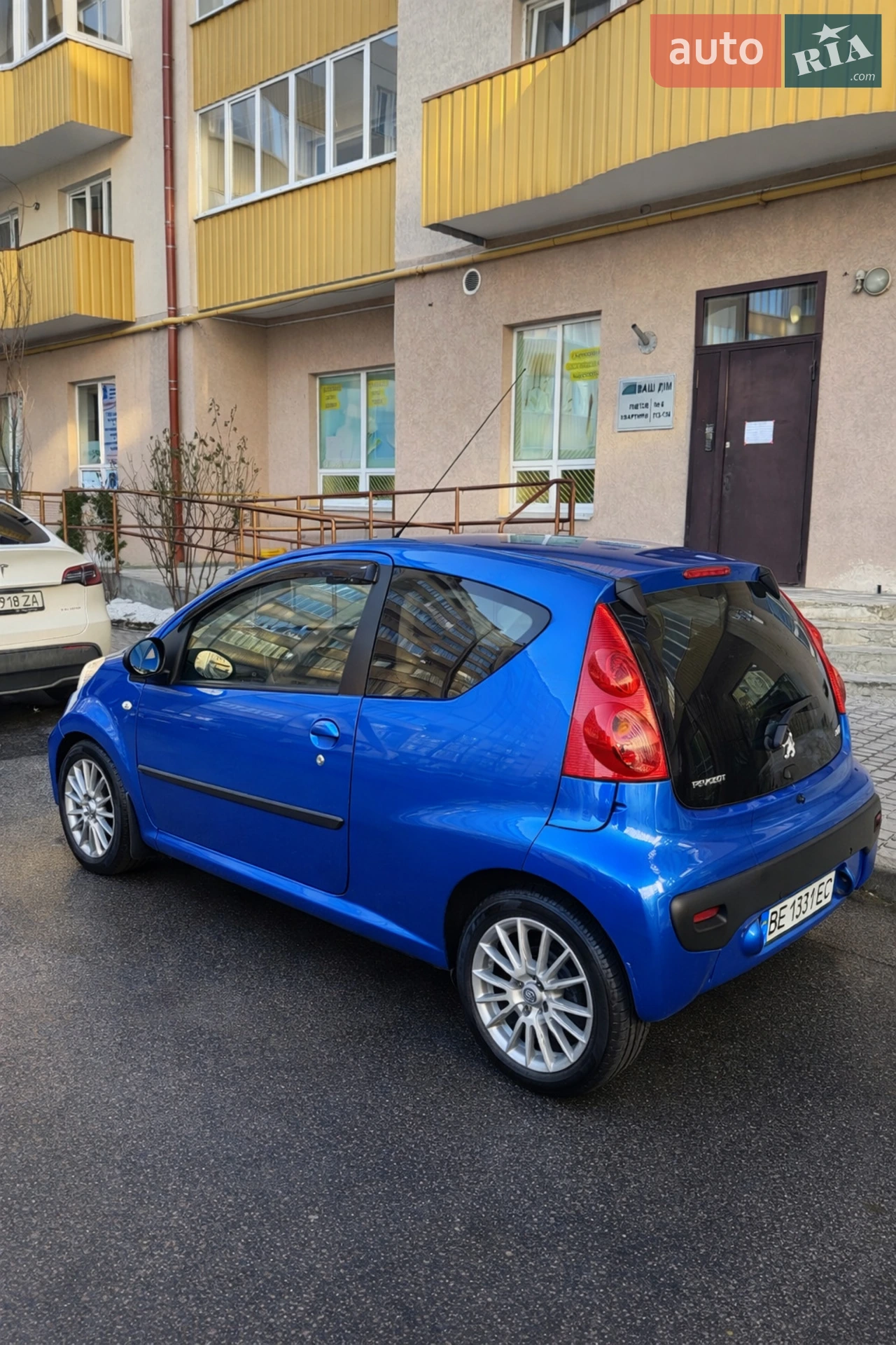 2011 Peugeot 107 - мініатюра 2