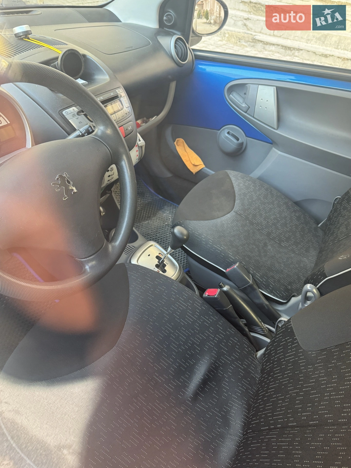 2011 Peugeot 107 - мініатюра 4