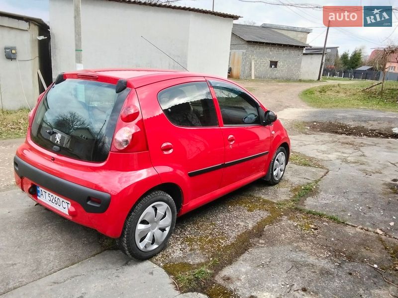 Хэтчбек Peugeot 107 2008 в Богородчанах
