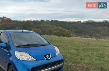 Хетчбек Peugeot 107 2011 в Полтаві