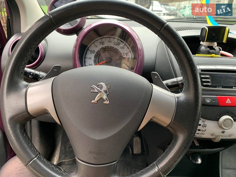 Хэтчбек Peugeot 107 2013 в Киеве