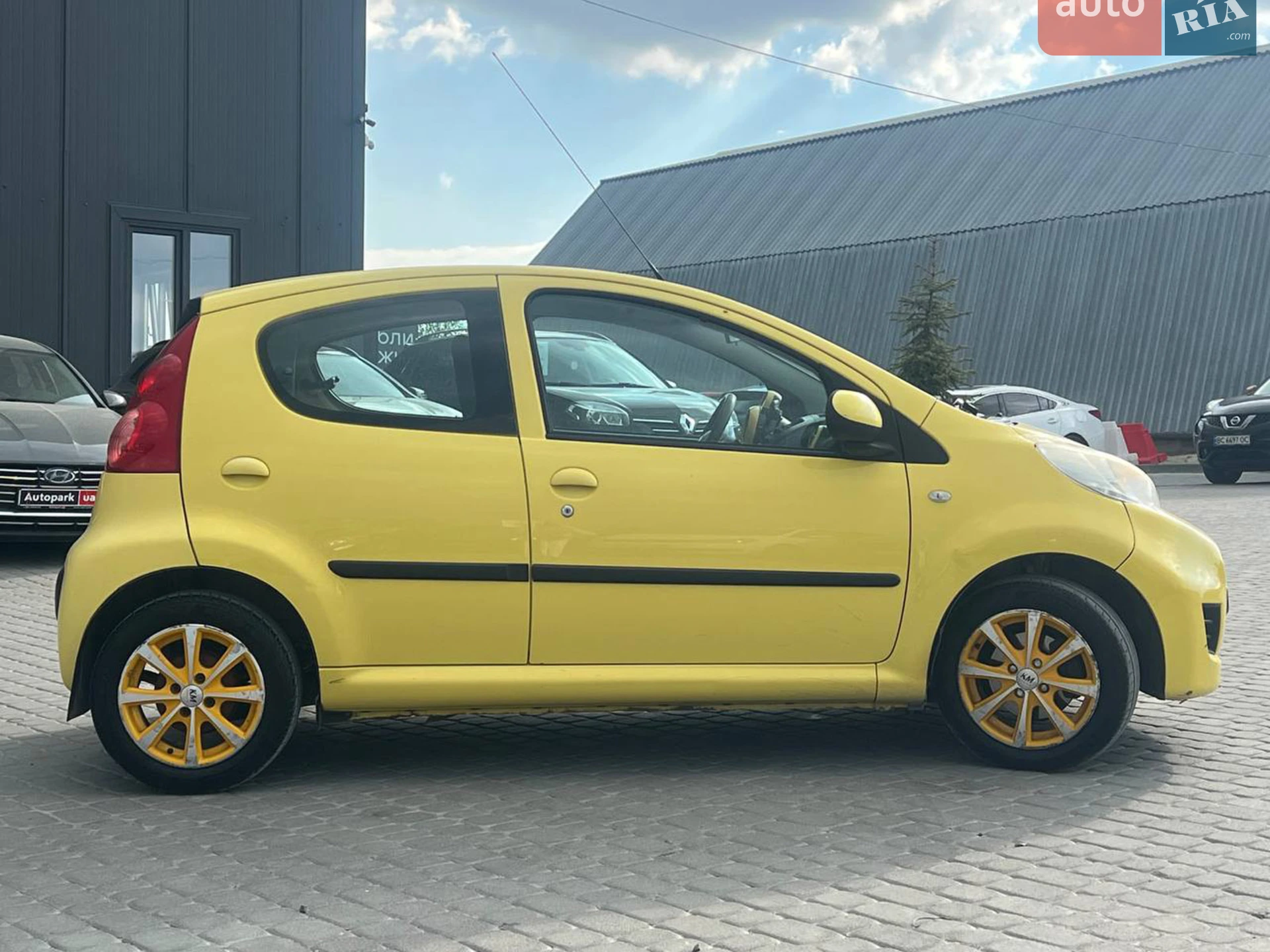 2010 Peugeot 107 - мініатюра 39