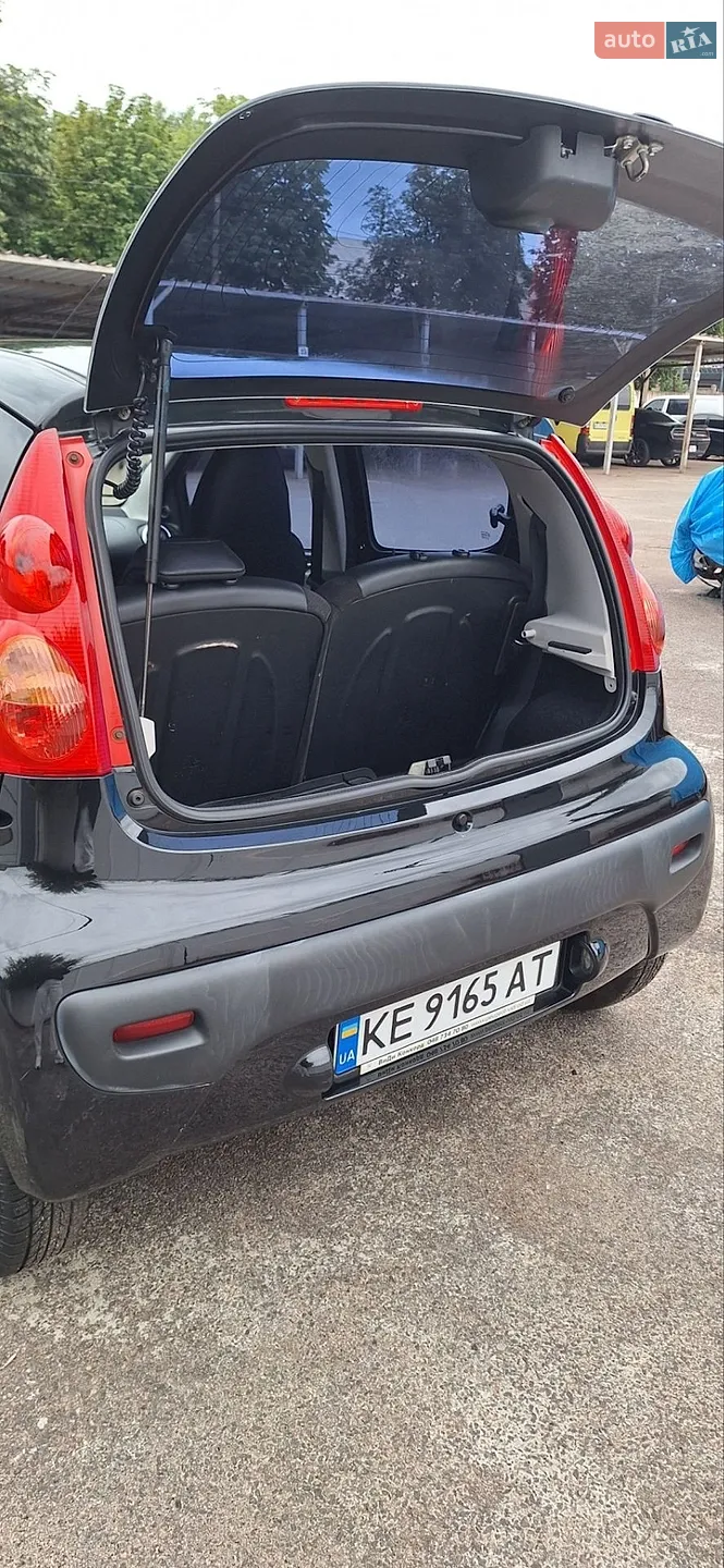 2011 Peugeot 107 - мініатюра 14