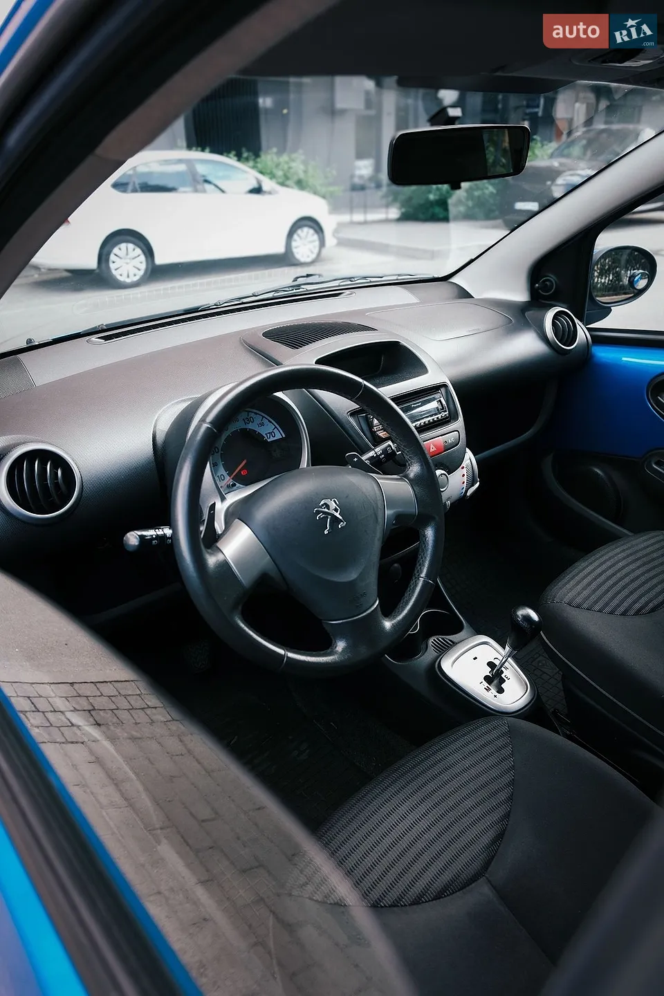 2012 Peugeot 107 - мініатюра 6