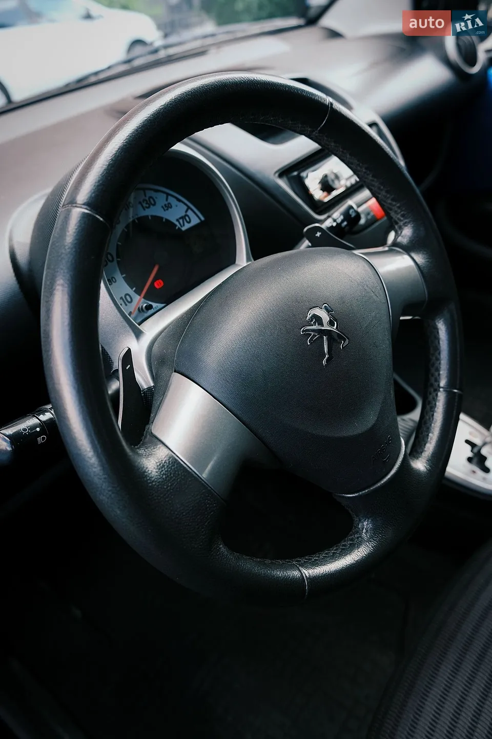 2012 Peugeot 107 - мініатюра 17