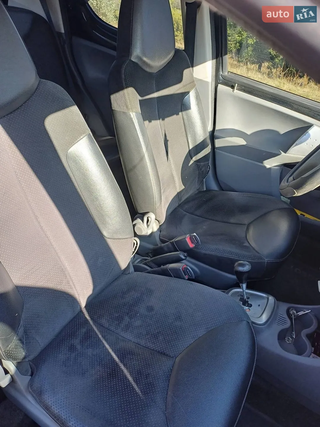 2011 Peugeot 107 - мініатюра 4