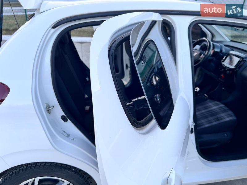 Хэтчбек Peugeot 108 2019 в Киеве