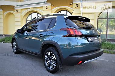 Внедорожник / Кроссовер Peugeot 2008 2016 в Харькове