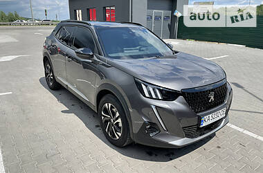 Внедорожник / Кроссовер Peugeot 2008 2021 в Житомире
