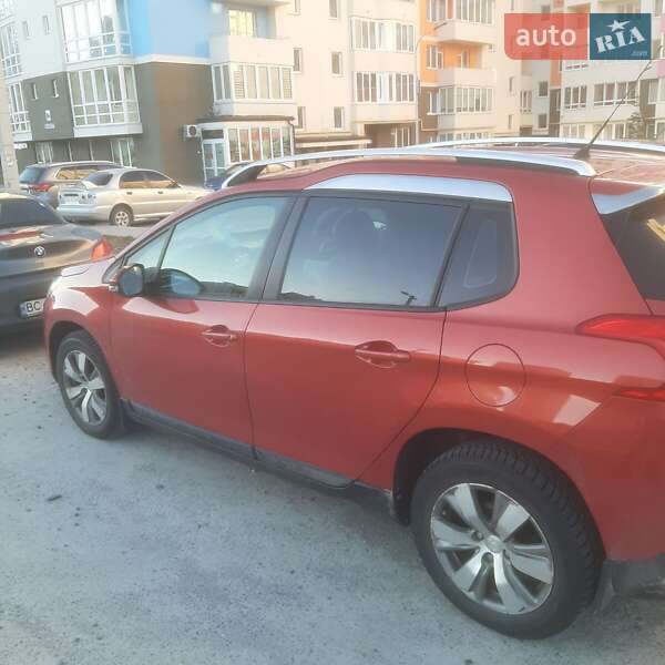 Позашляховик / Кросовер Peugeot 2008 2014 в Львові