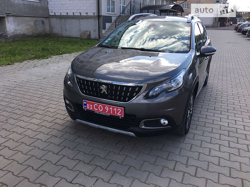 Позашляховик / Кросовер Peugeot 2008 2017 в Дубні