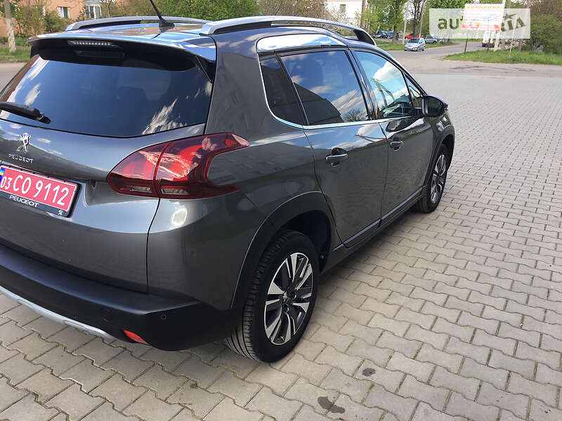 Позашляховик / Кросовер Peugeot 2008 2017 в Дубні