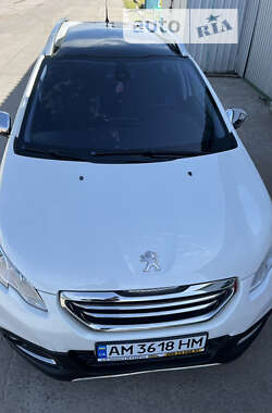 Внедорожник / Кроссовер Peugeot 2008 2015 в 