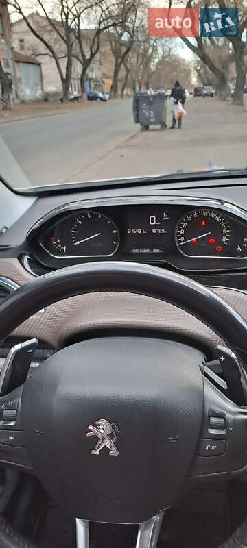 Позашляховик / Кросовер Peugeot 2008 2013 в Одесі фото 25 Позашляховик / Кросовер Peugeot 2008 2013 в Одесі