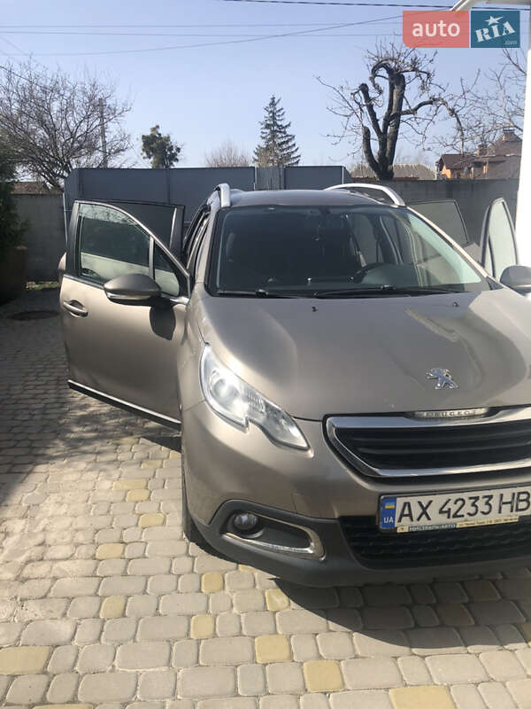 Позашляховик / Кросовер Peugeot 2008 2014 в Харкові