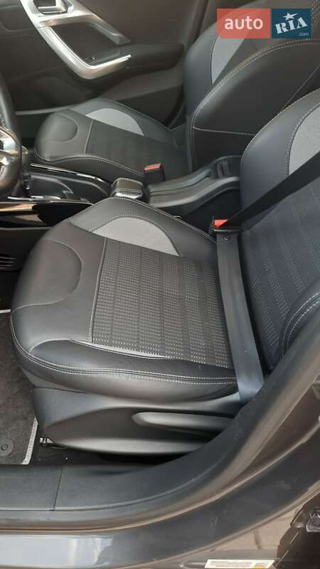 Позашляховик / Кросовер Peugeot 2008 2019 в Івано-Франківську