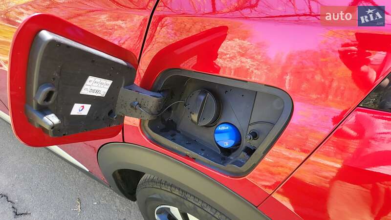 Позашляховик / Кросовер Peugeot 2008 2020 в Одесі