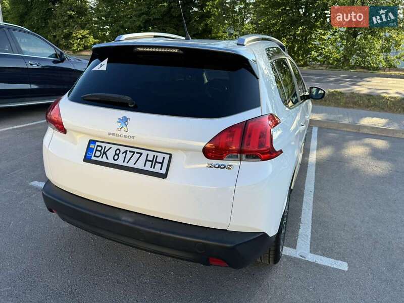 Внедорожник / Кроссовер Peugeot 2008 2014 в Ровно