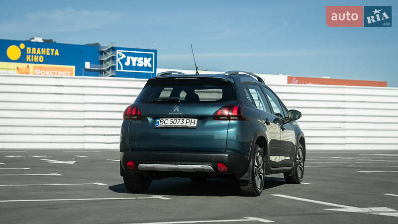 Позашляховик / Кросовер Peugeot 2008 2016 в Львові