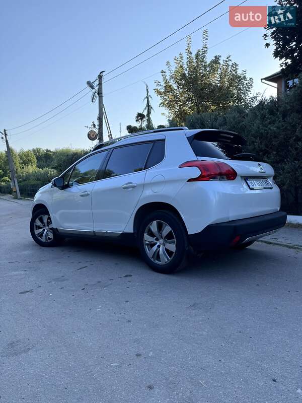 Позашляховик / Кросовер Peugeot 2008 2015 в Полтаві