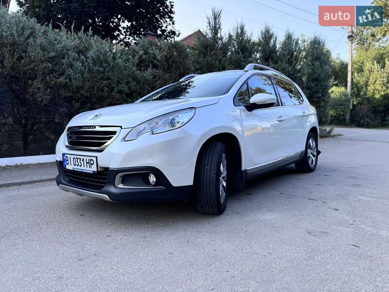 Позашляховик / Кросовер Peugeot 2008 2015 в Полтаві