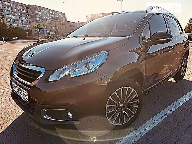 Позашляховик / Кросовер Peugeot 2008 2015 в Києві