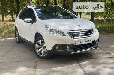 Внедорожник / Кроссовер Peugeot 2008 2016 в Киеве