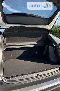 Внедорожник / Кроссовер Peugeot 2008 2022 в 