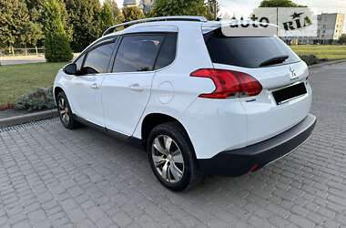 Внедорожник / Кроссовер Peugeot 2008 2015 в Львове